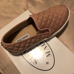 Steve Madden espadrilles